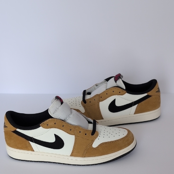 Nike Air Jordan 1 Low White Tan Black Sneakers - Picture 7 of 12